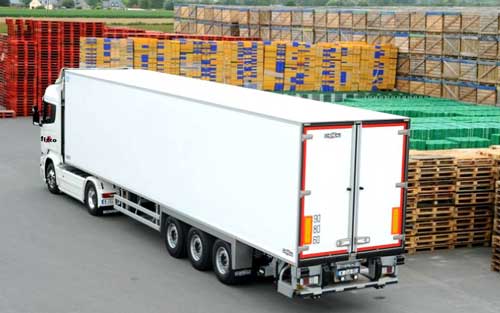 camion transportando alimentos a temperatura controlada